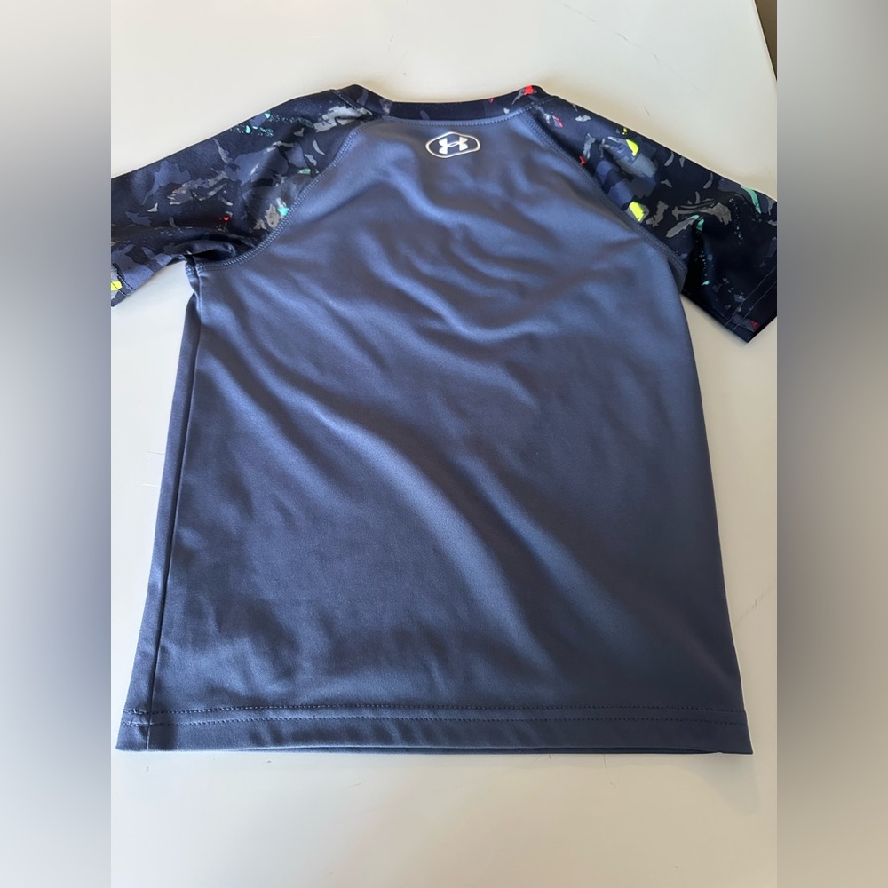 Under armour toddler tshirt - Picture 3 of 3